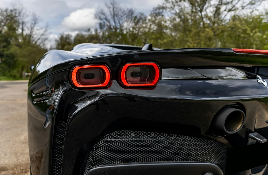 2022 Ferrari SF90 Spider - Image 18 of 21