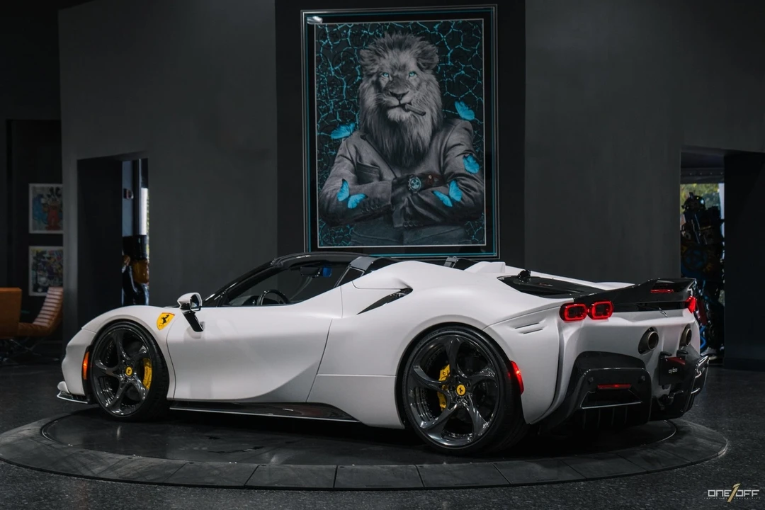 2022 Ferrari SF90 Spider - Image 4 of 21
