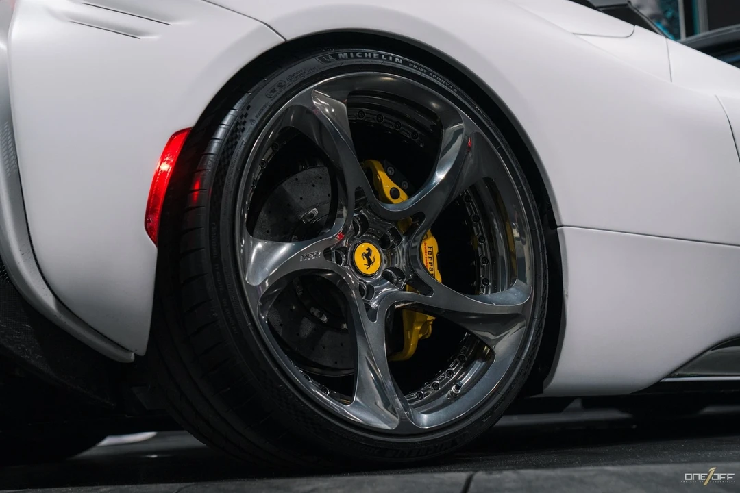 2022 Ferrari SF90 Spider - Image 8 of 21
