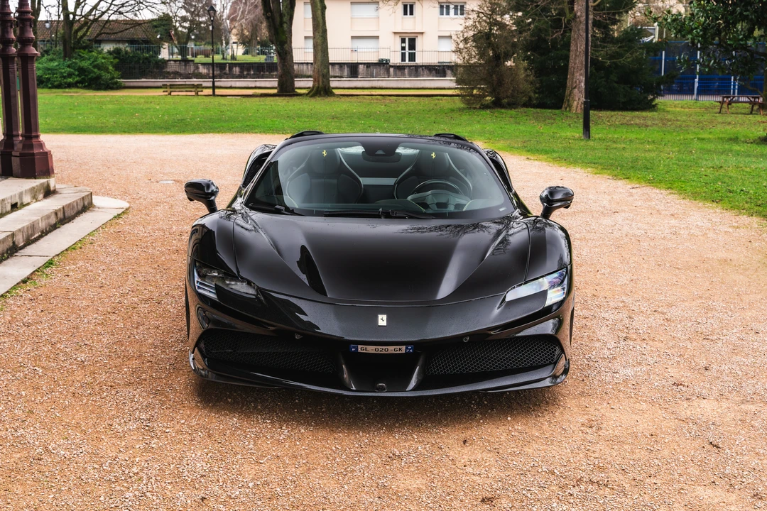 2022 Ferrari SF90 Spider - Image 2 of 31