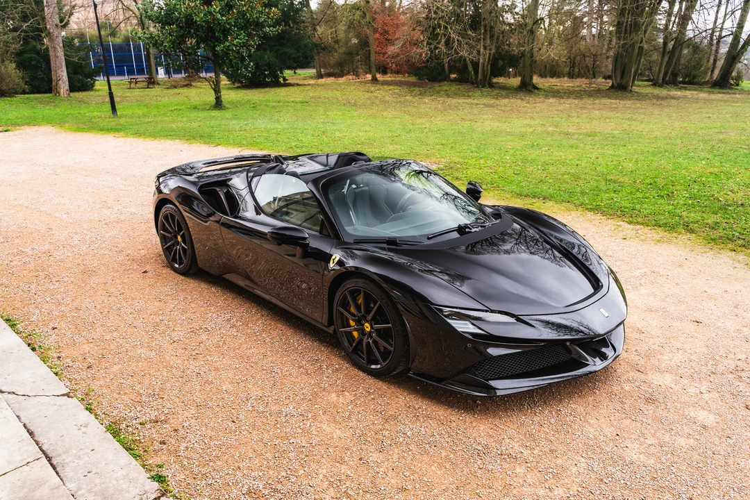 2022 Ferrari SF90 Spider - Image 9 of 31