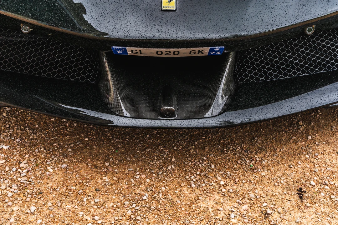 2022 Ferrari SF90 Spider - Image 25 of 31