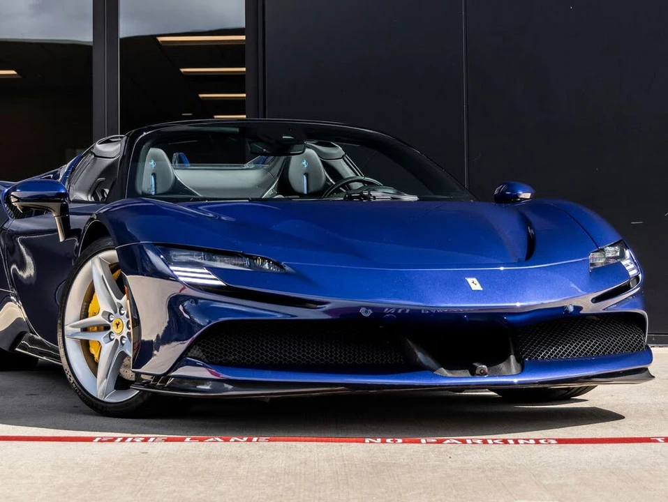 2022 Ferrari SF90 Spider - Image 5 of 31