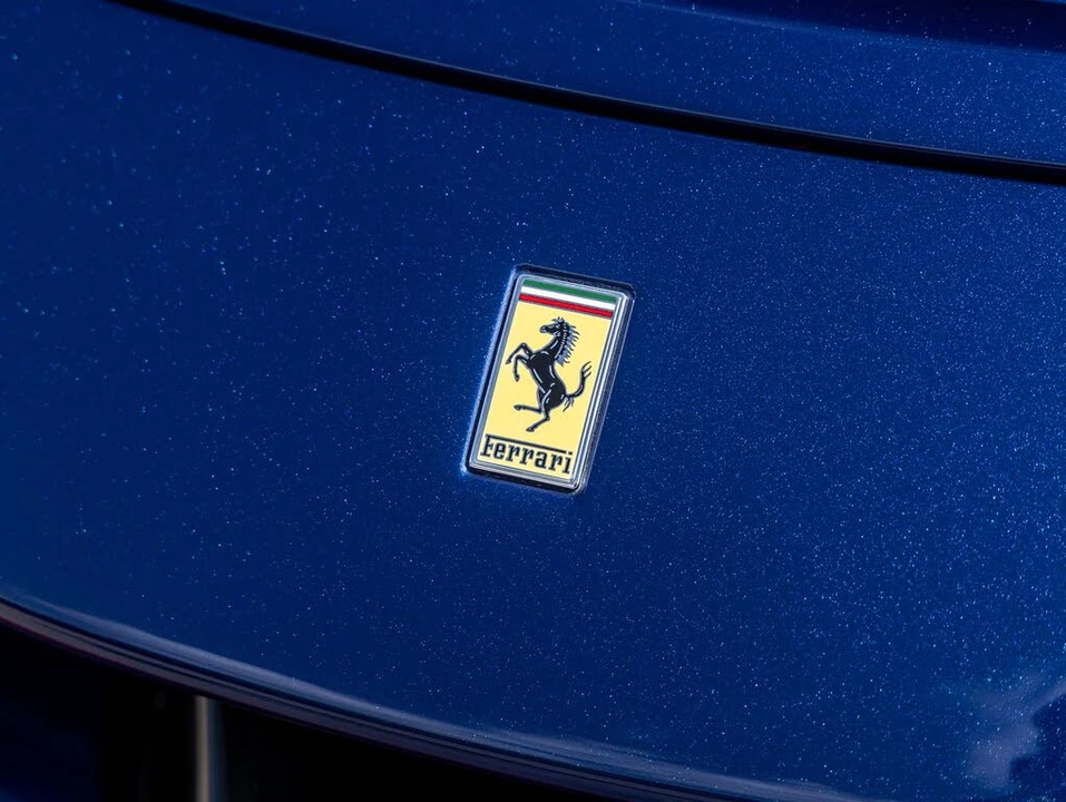 2022 Ferrari SF90 Spider - Image 23 of 31