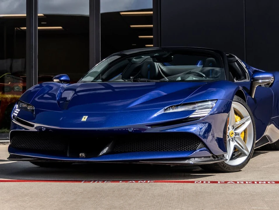 2022 Ferrari SF90 Spider - Image 3 of 31