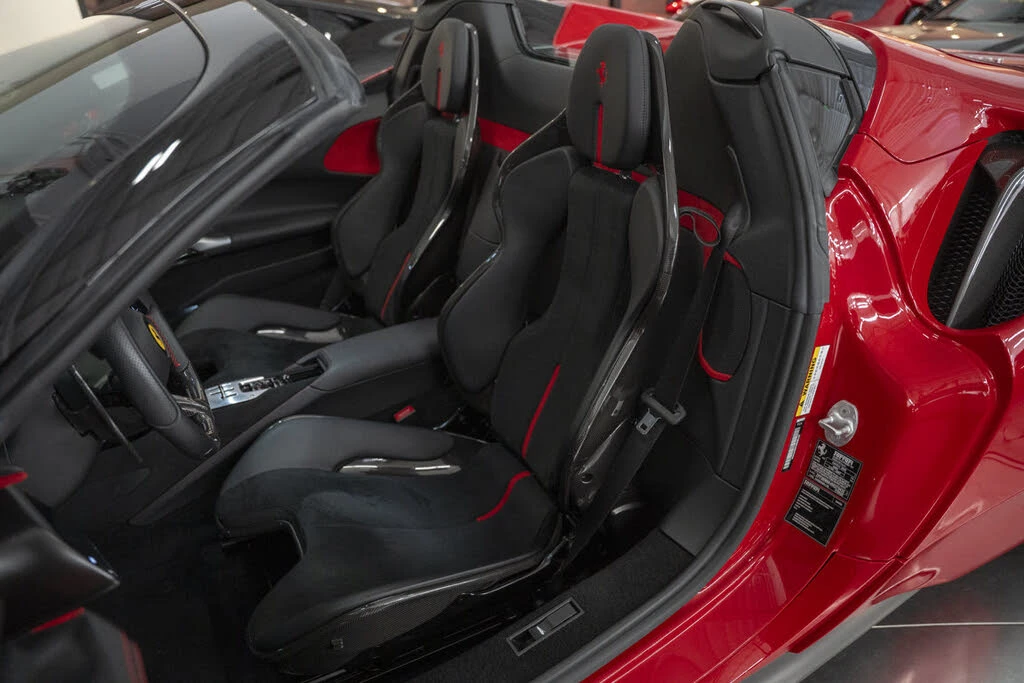 2022 Ferrari SF90 Spider - Image 28 of 31