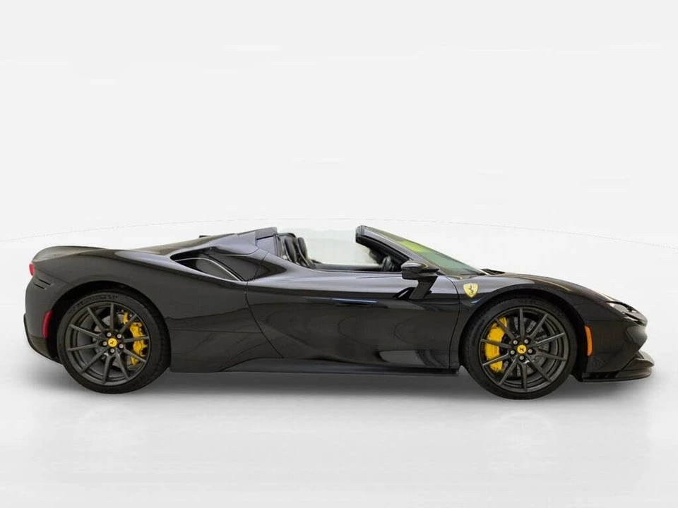 2022 Ferrari SF90 Spider - Image 6 of 31
