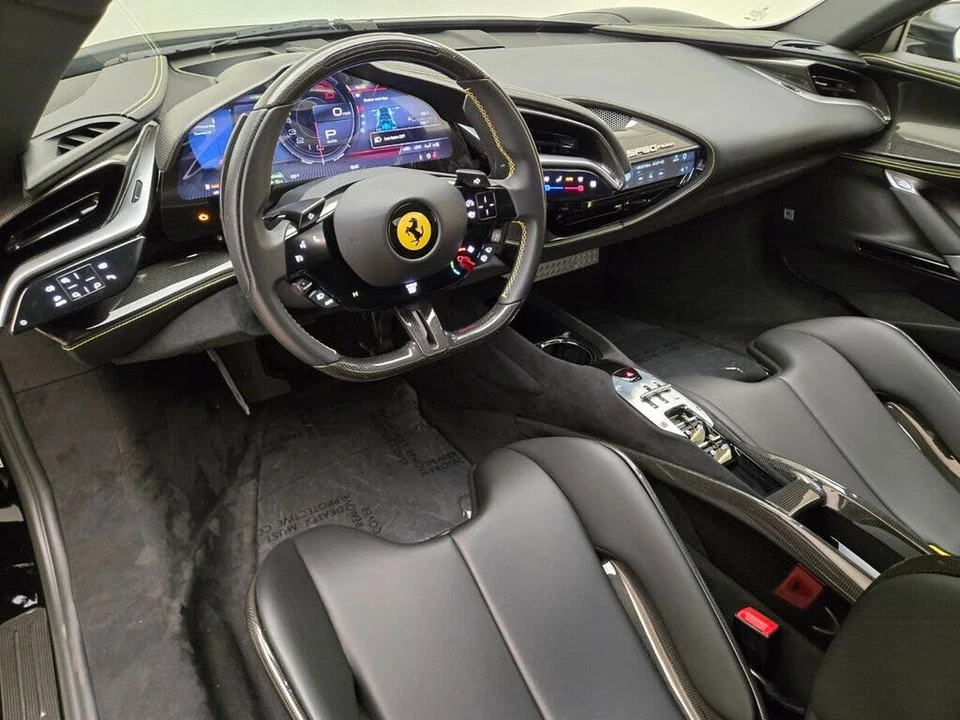 2022 Ferrari SF90 Spider - Image 19 of 31