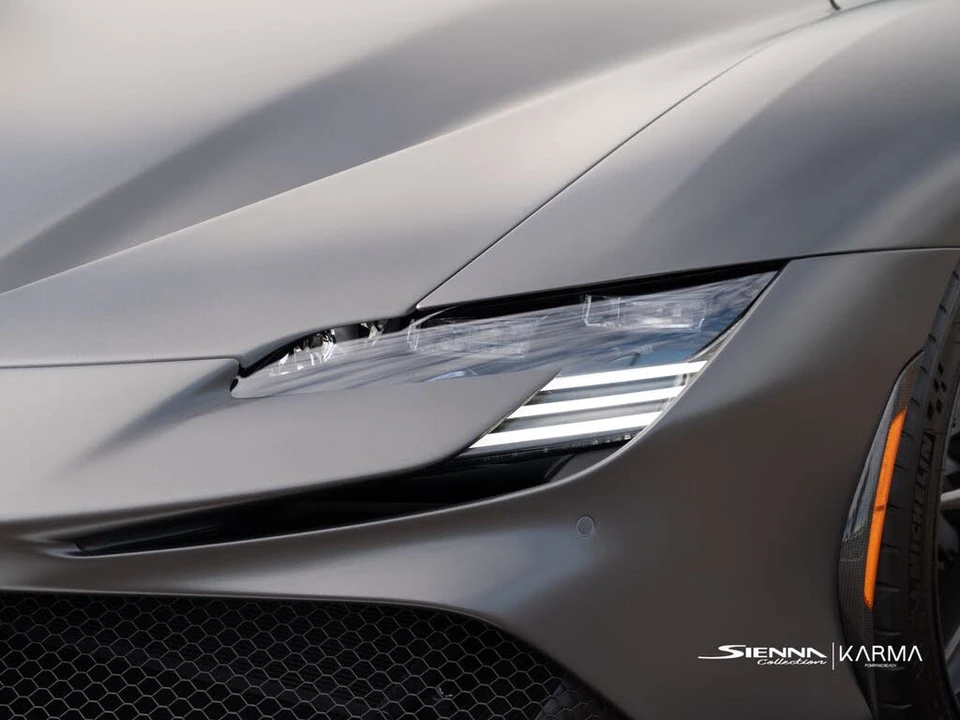 2022 Ferrari SF90 Spider - Image 7 of 31