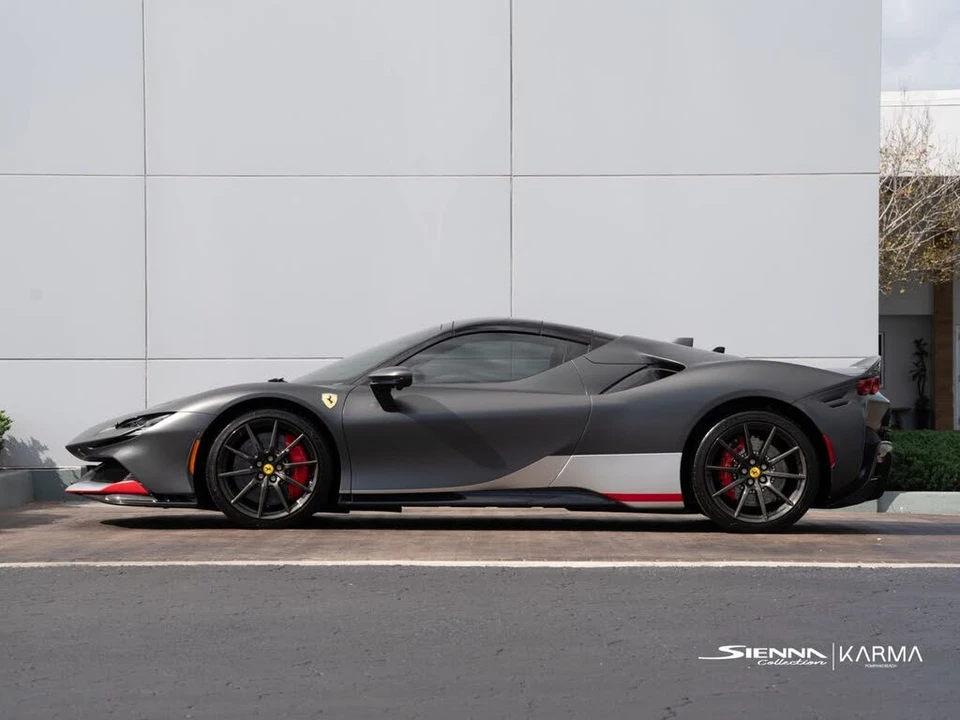 2022 Ferrari SF90 Spider - Image 21 of 31