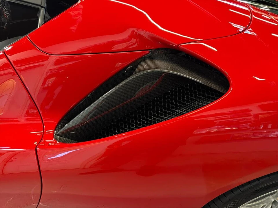 2022 Ferrari SF90 Spider - Image 14 of 31