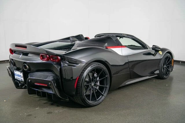 2022 Ferrari SF90 Spider - Image 8 of 31
