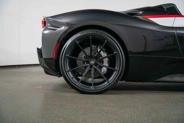 2022 Ferrari SF90 Spider - Image 10 of 31