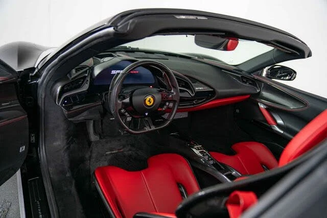 2022 Ferrari SF90 Spider - Image 17 of 31
