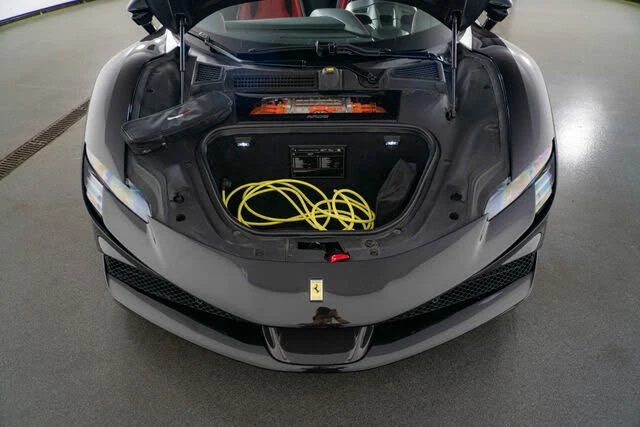 2022 Ferrari SF90 Spider - Image 27 of 31