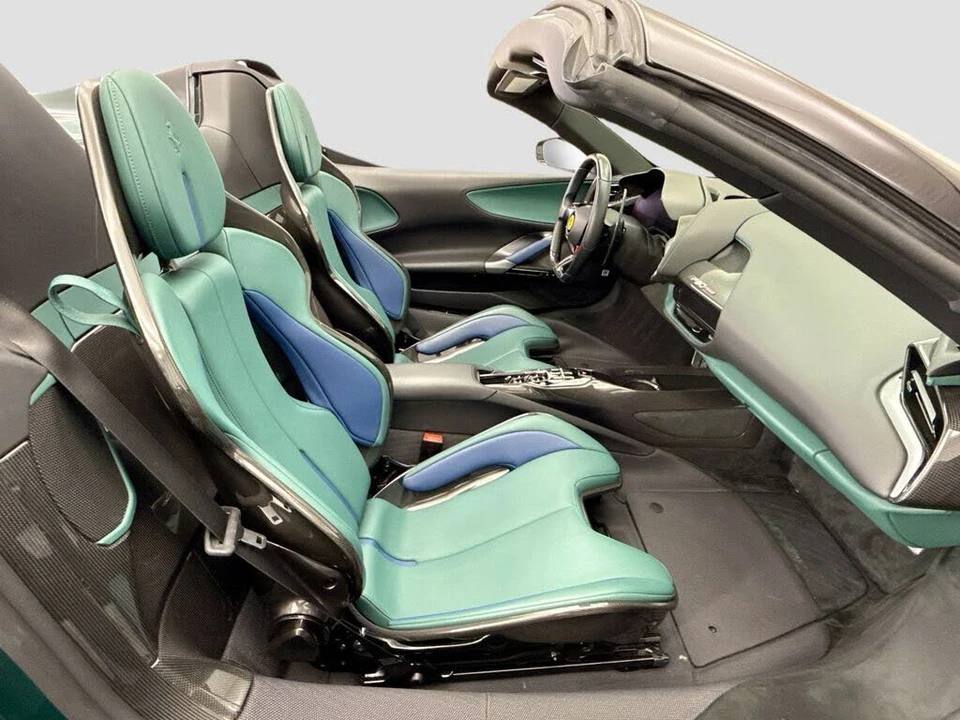 2022 Ferrari SF90 Spider - Image 27 of 31