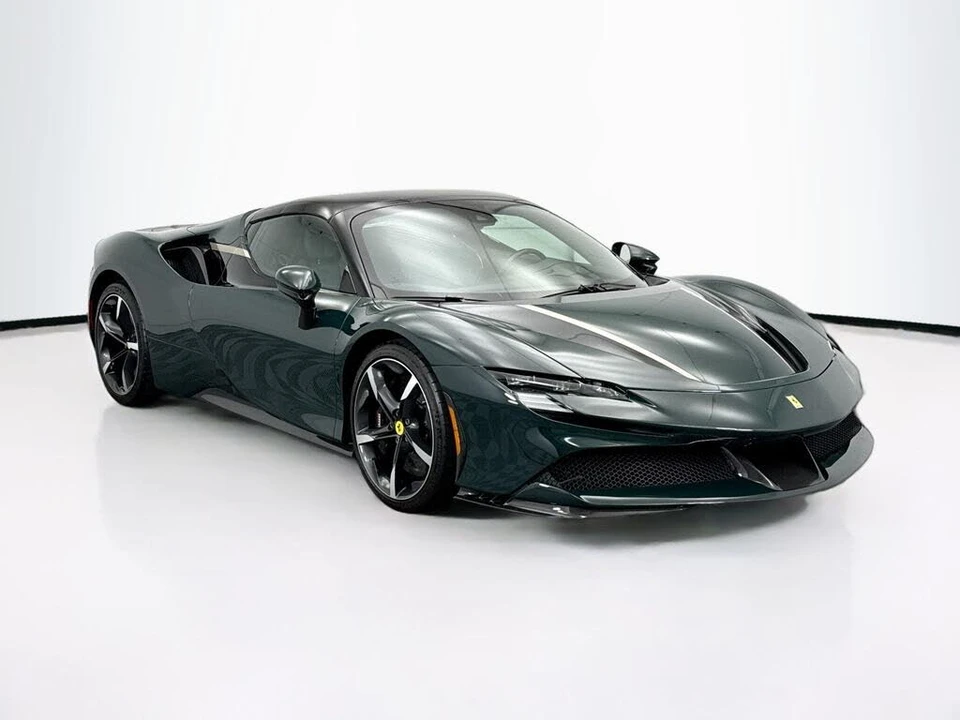 2022 Ferrari SF90 Spider - Image 11 of 31