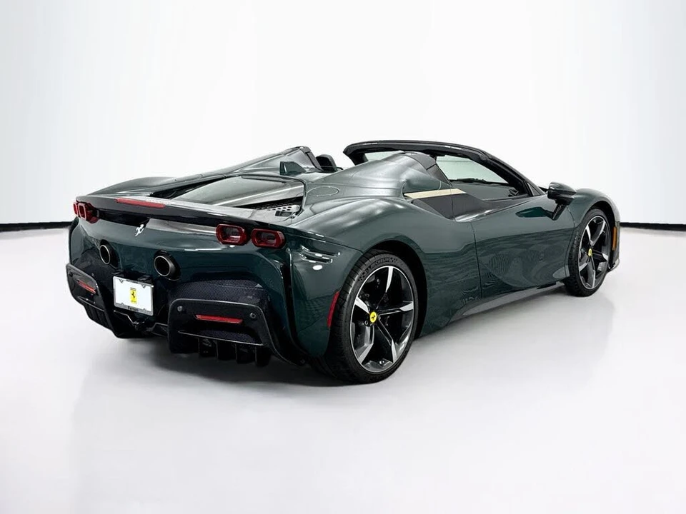 2022 Ferrari SF90 Spider - Image 5 of 31