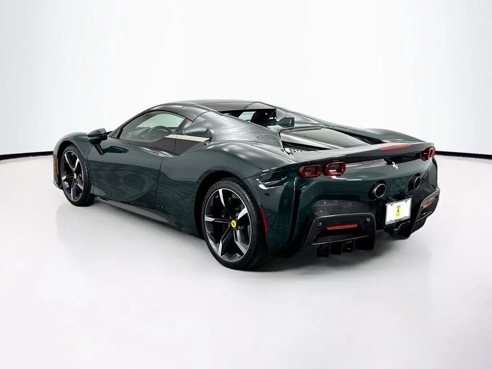 2022 Ferrari SF90 Spider - Image 15 of 31