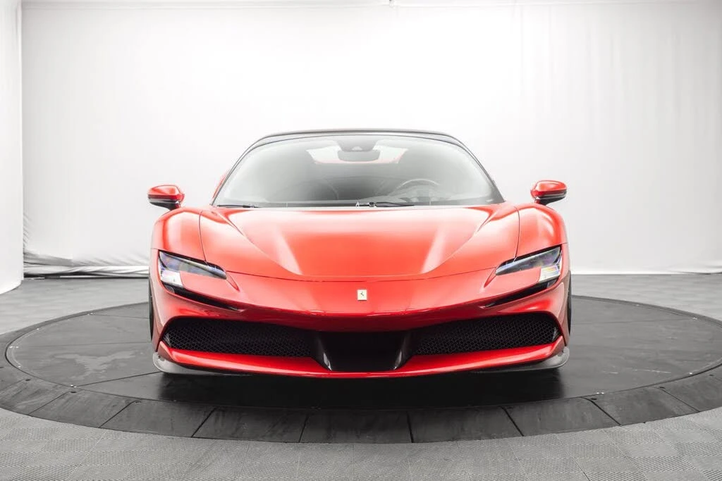 2022 Ferrari SF90 Spider - Image 18 of 31