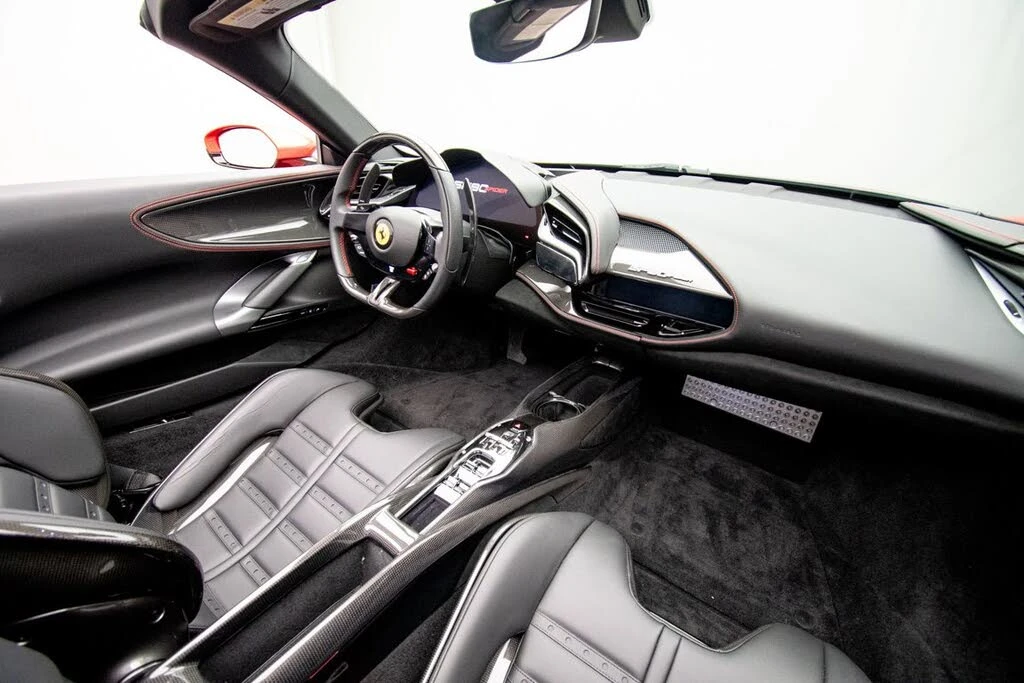 2022 Ferrari SF90 Spider - Image 24 of 31