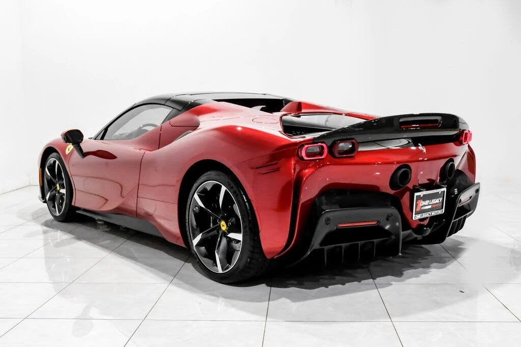 2022 Ferrari SF90 Spider - Image 11 of 31