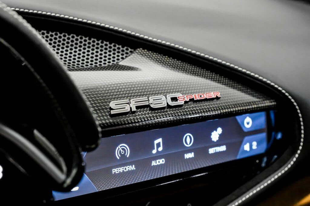 2022 Ferrari SF90 Spider - Image 23 of 31