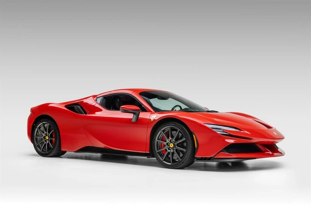 2022 Ferrari SF90 Spider - Image 12 of 31