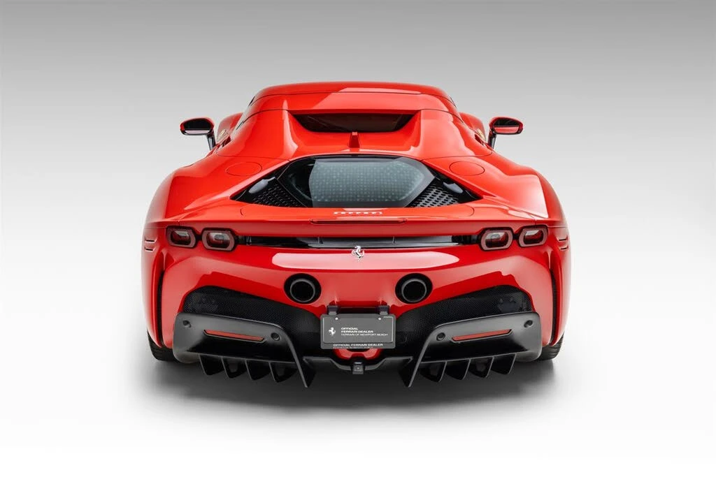 2022 Ferrari SF90 Spider - Image 14 of 31
