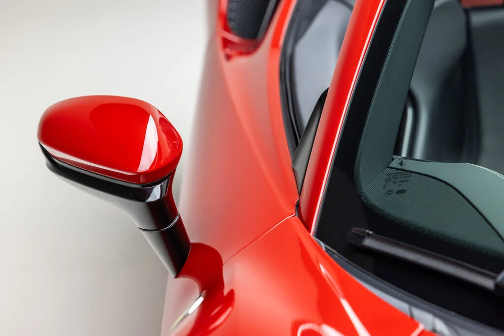 2022 Ferrari SF90 Spider - Image 26 of 31