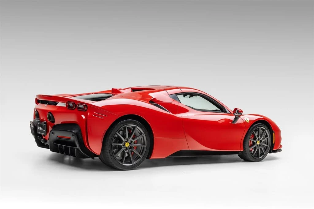 2022 Ferrari SF90 Spider - Image 10 of 31