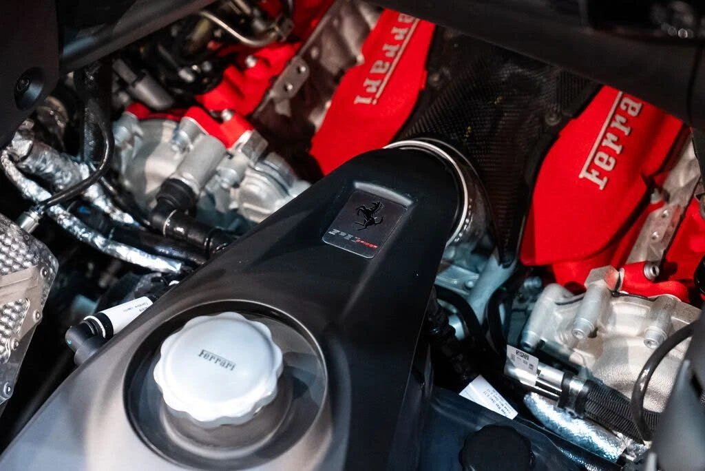 2022 Ferrari SF90 Spider - Image 21 of 31