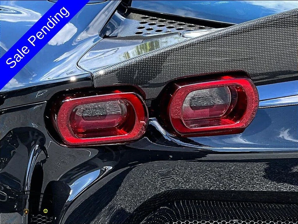 2022 Ferrari SF90 Spider - Image 24 of 28