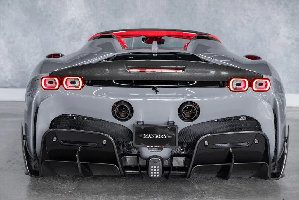 2022 Ferrari SF90 Spider - Image 19 of 31