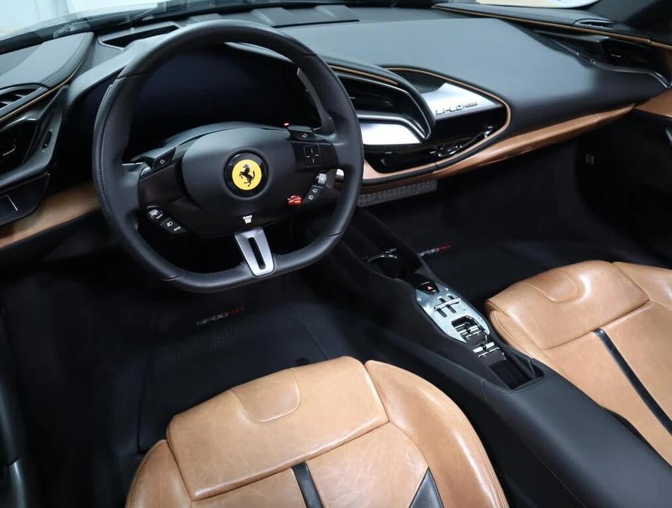 2022 Ferrari SF90 Spider - Image 9 of 31