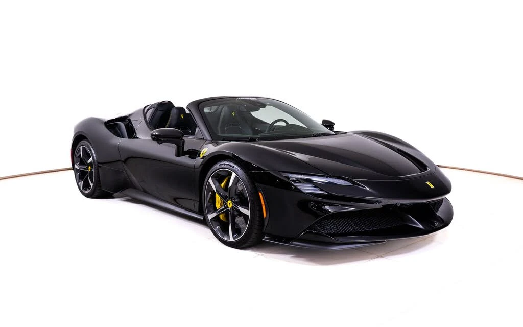 2022 Ferrari SF90 Spider - Image 9 of 31