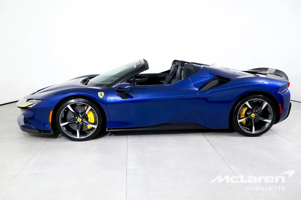2022 Ferrari SF90 Spider - Image 6 of 31
