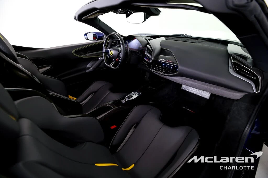 2022 Ferrari SF90 Spider - Image 20 of 31