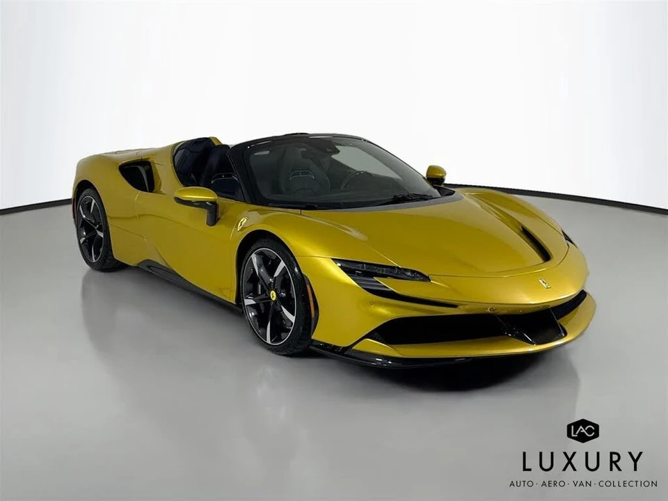 2022 Ferrari SF90 Spider - Image 3 of 7