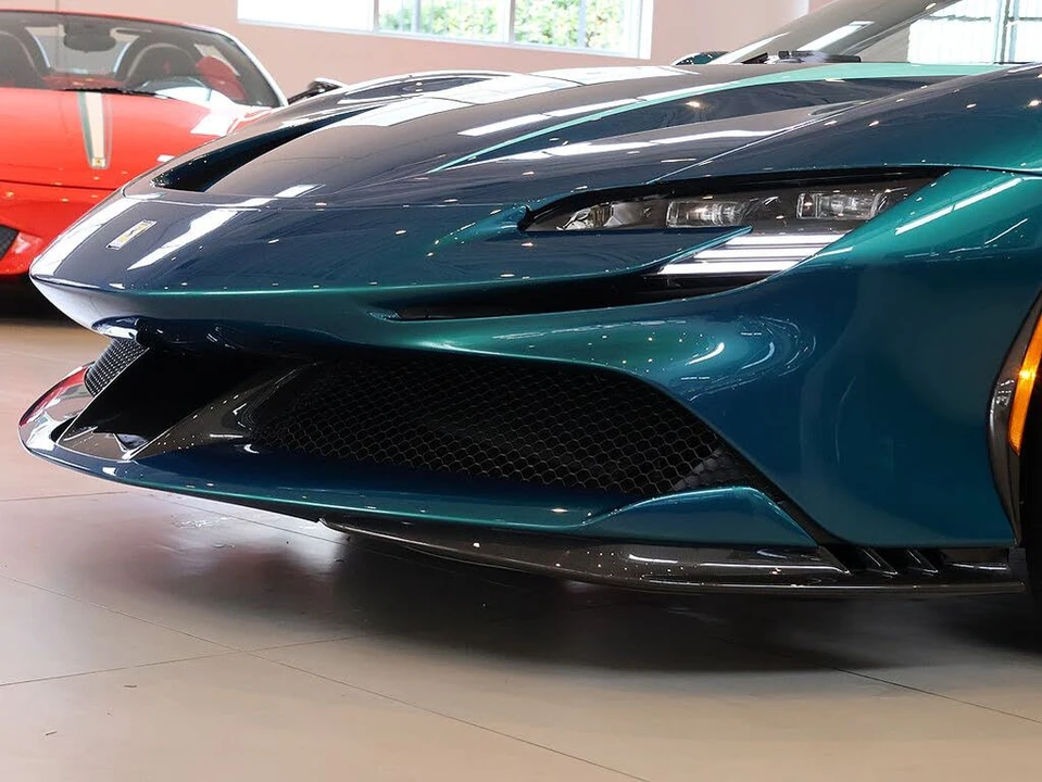 2022 Ferrari SF90 Spider - Image 21 of 31