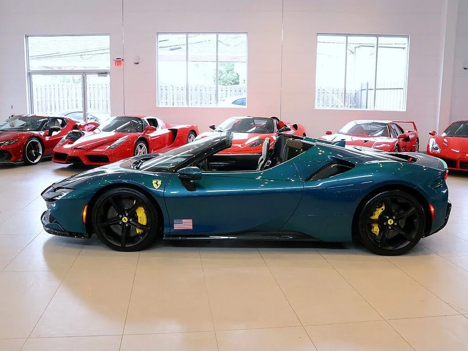 2022 Ferrari SF90 Spider - Image 3 of 31