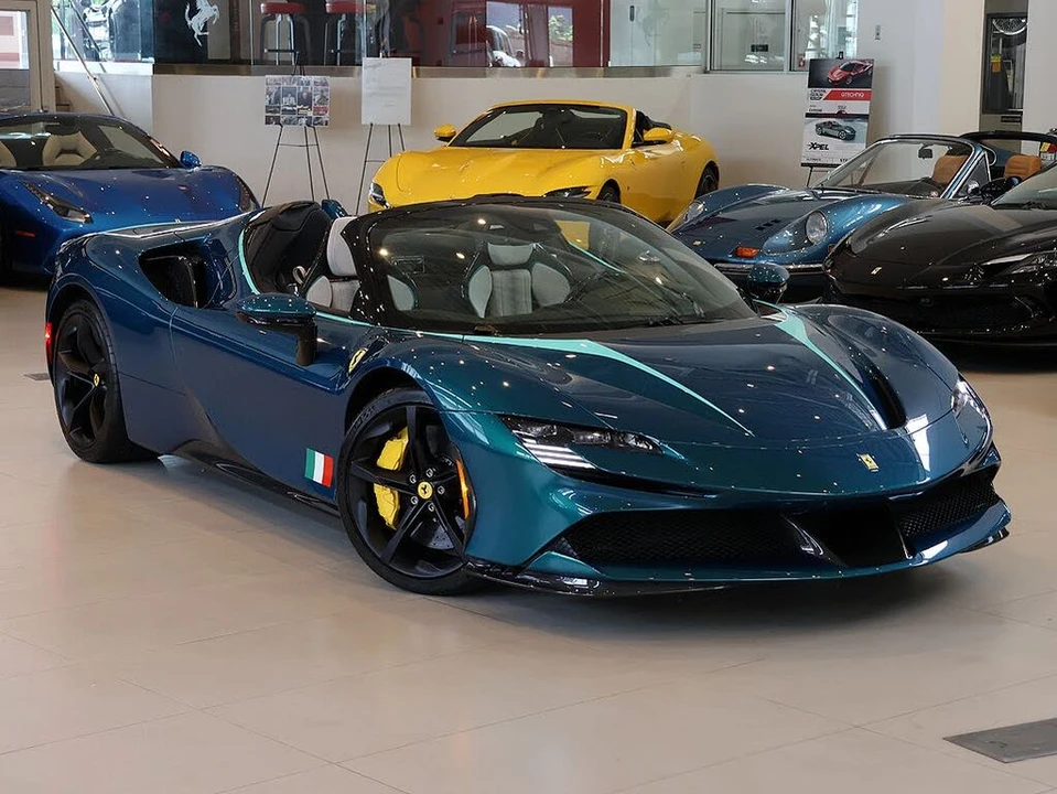 2022 Ferrari SF90 Spider - Image 7 of 31
