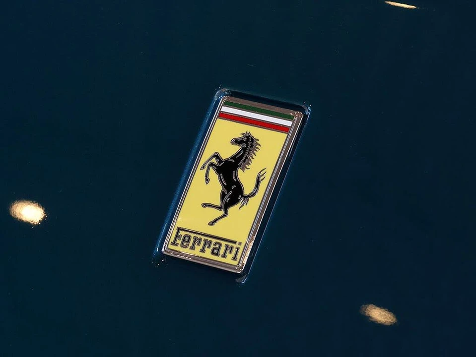 2022 Ferrari SF90 Spider - Image 26 of 31