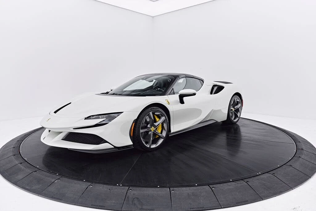 2022 Ferrari SF90 Spider - Image 14 of 31