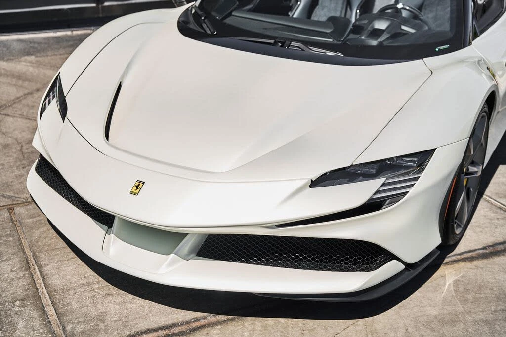 2022 Ferrari SF90 Spider - Image 7 of 31