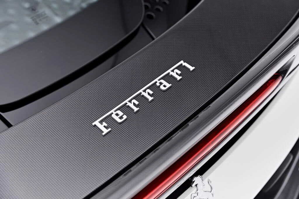 2022 Ferrari SF90 Spider - Image 31 of 31