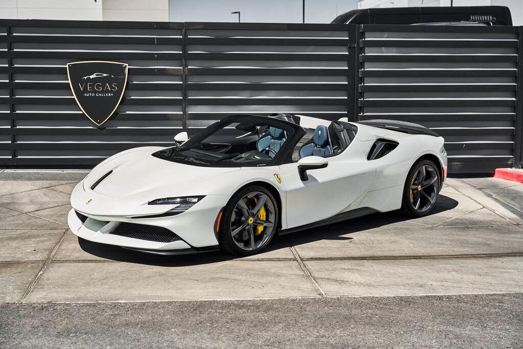 2022 Ferrari SF90 Spider - Image 5 of 31