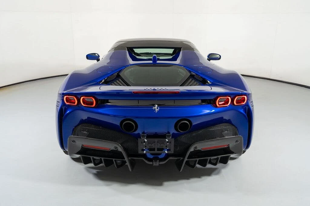 2022 Ferrari SF90 Spider - Image 16 of 31