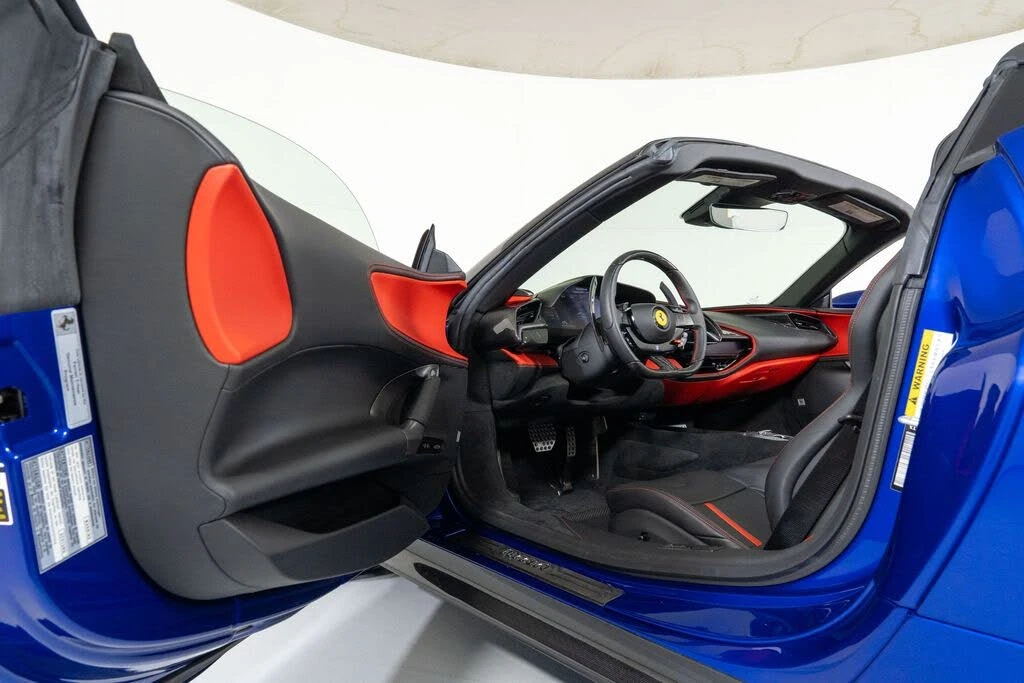 2022 Ferrari SF90 Spider - Image 31 of 31
