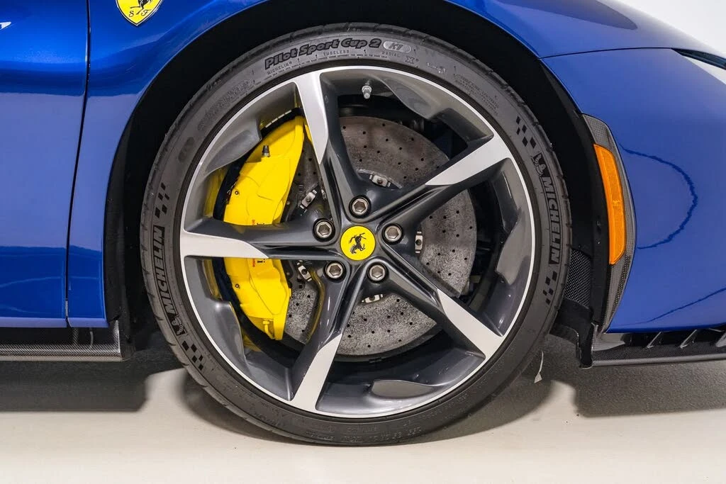 2022 Ferrari SF90 Spider - Image 24 of 31